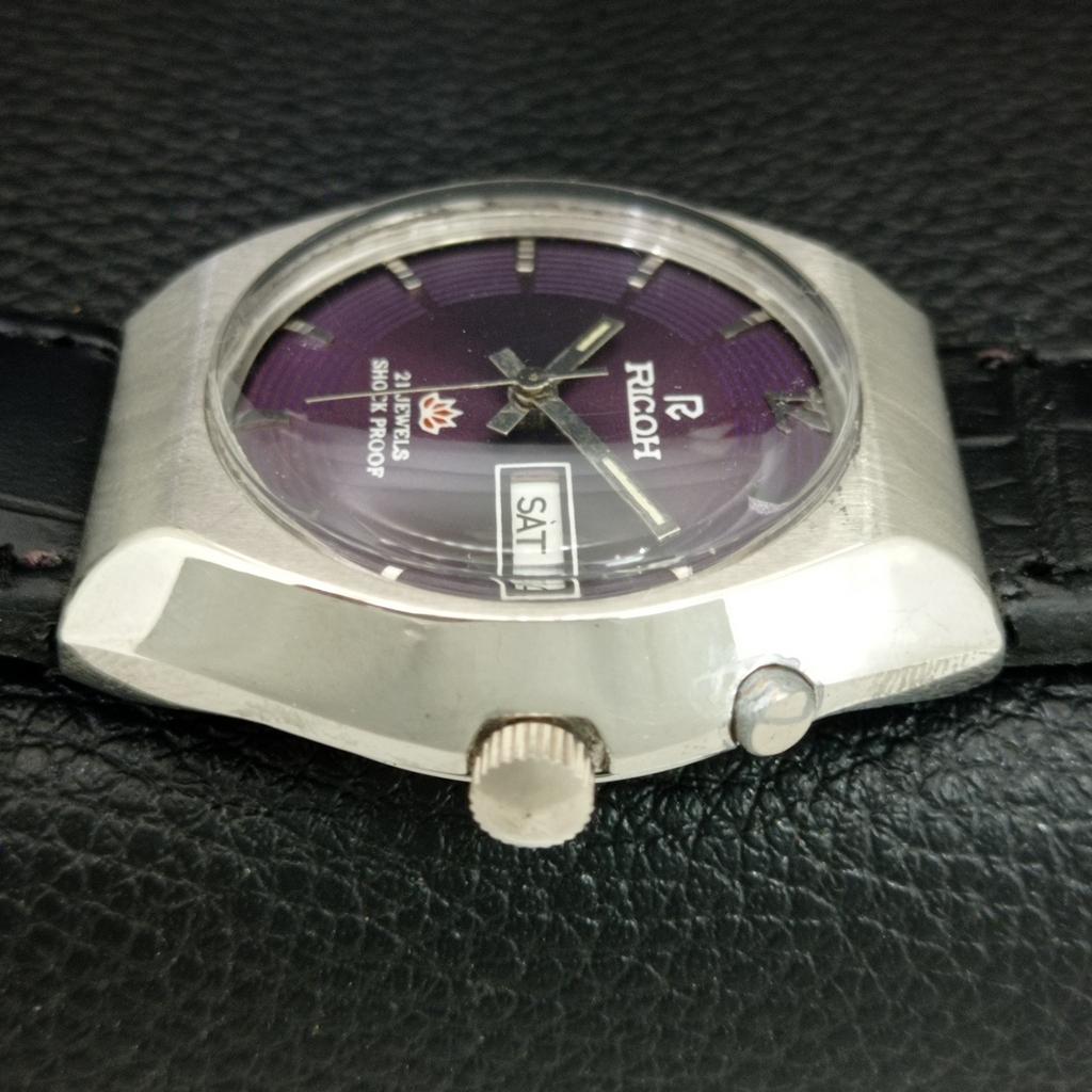 VINTAGE RICOH R31 AUTOMATIC JAPAN MENS PURPLE COLOR DIAL WATCH A709219-1