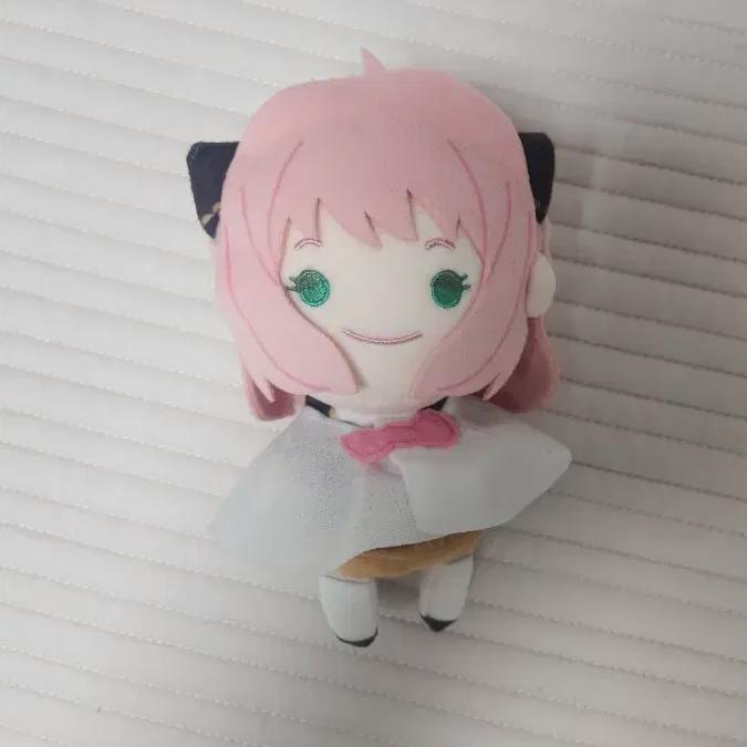 

It s Not A Spy Family, Poser s Sister