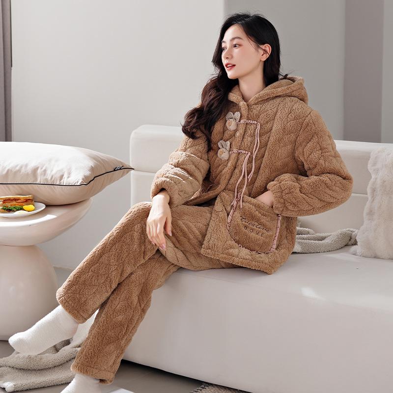 Verdickter und Samtiger Dreilagiger Gepolsterter Pyjama Damen Winter Korallenfleece Mit Kapuze Hausanzug Herbst Und Winter