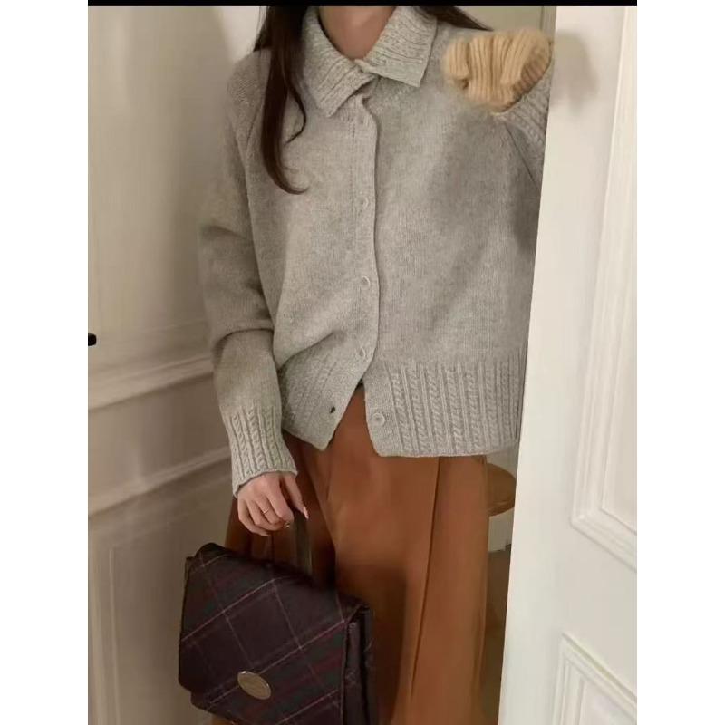 Simple solid color turtleneck sweater jacket for women's autumn and winter new shoulder-plugged long-sleeved knitted cardigan for women