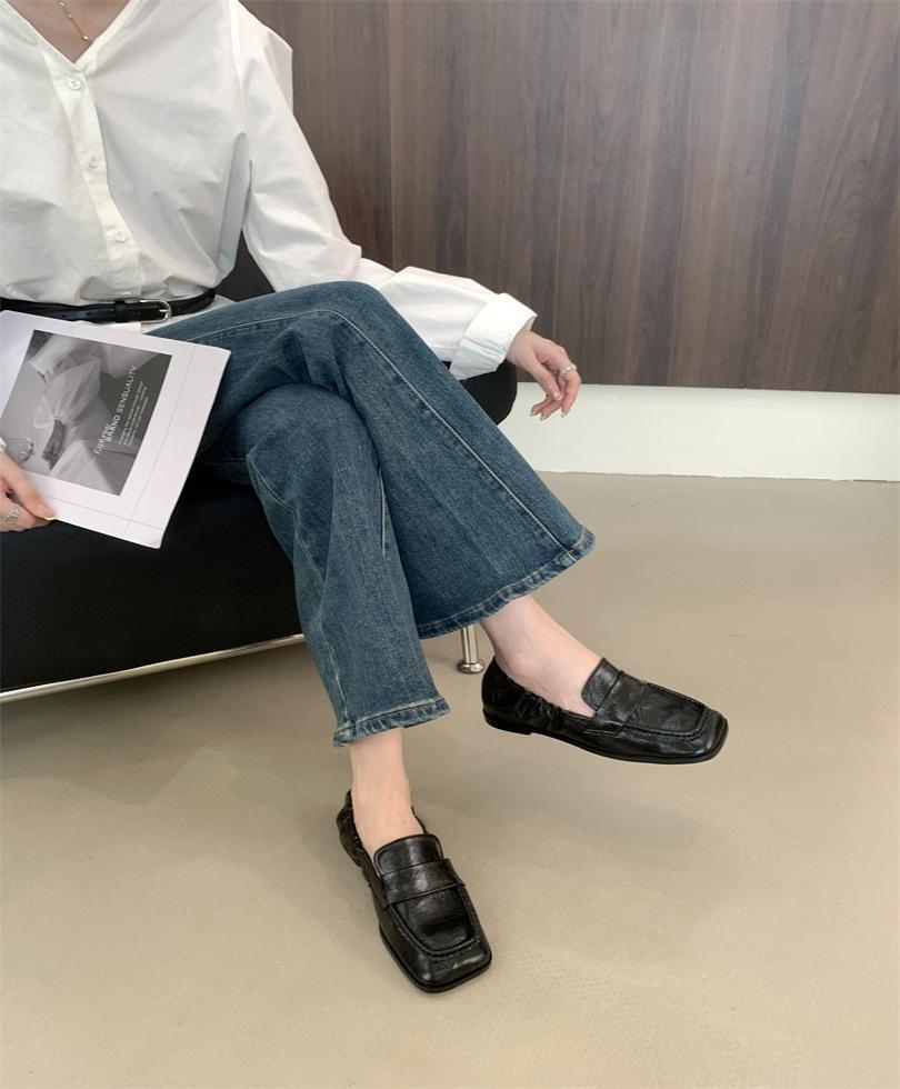 2025 Autumn New Retro Square Head Gold Loafers Soft Leather Pleated Casual Neutral Work Flat Small Leather Shoes