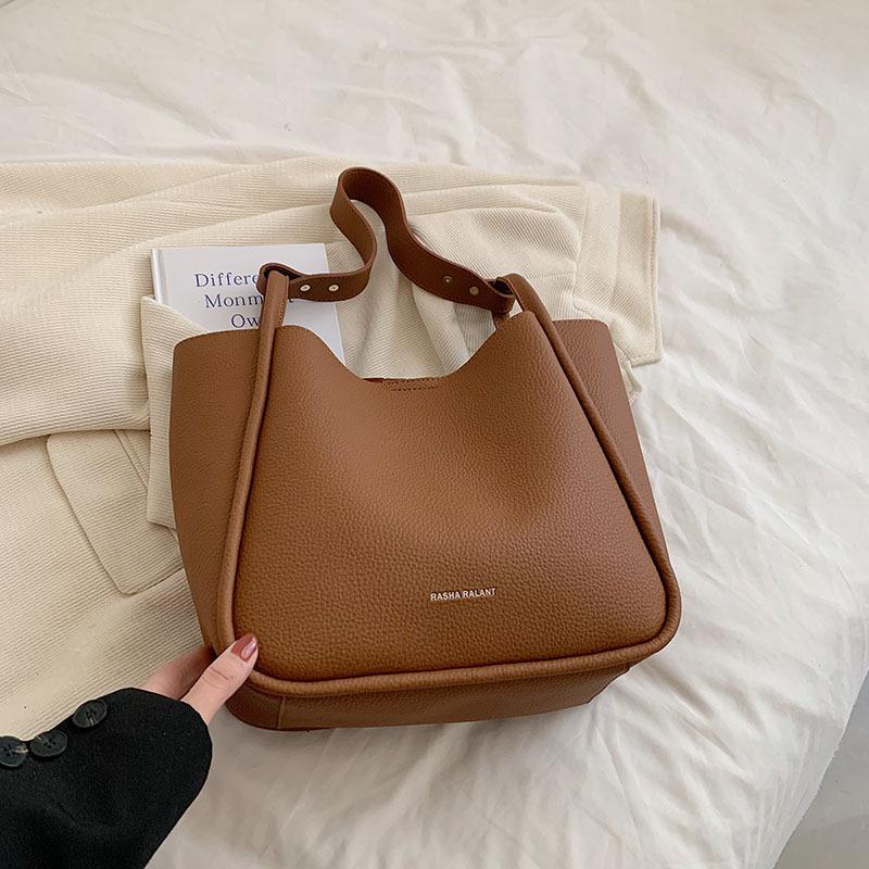Designer Crossbody Women's Bag  Summer New PU Material Large Capacity Bag Fashion Versatile Commuter Underarm Bag