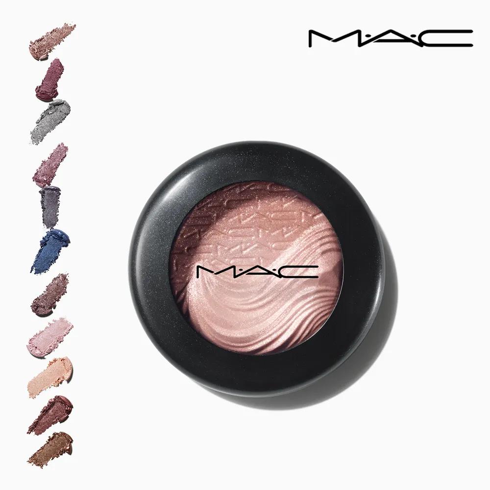 MAC Extra Dimension Eyeshadow 5.storn moment