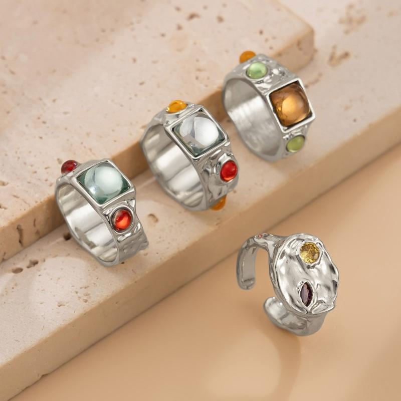 Stylish Gold Tone Geometric Rings Set Adorned with Fashionable Gemstones for Special Occasions Parties Supplies