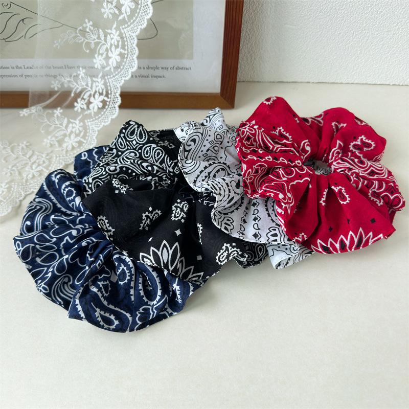 Elegant Two-Tone Scrunchies Fashion Large Hair Tie for Women Aesthetic Daily Hair Accessory