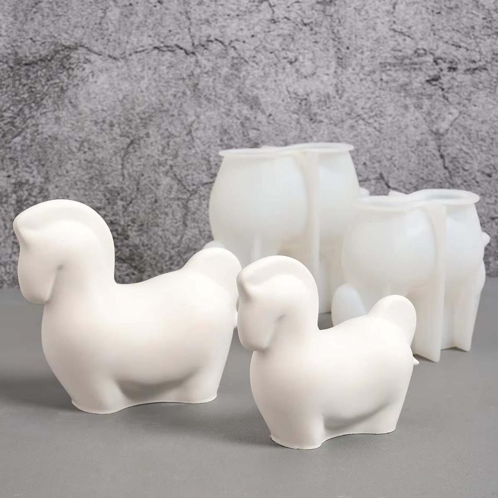 Nordic Cute Horse Silicone Candle Mold DIY Animal Pony Aromath Soap Candles Casting Molds Plaster Resin Crafts Making Home Decor