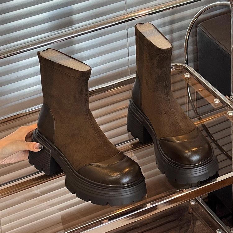 Retro short Martin boots women's 2025 autumn and winter new British style small man heightened zipper thick heel short boots