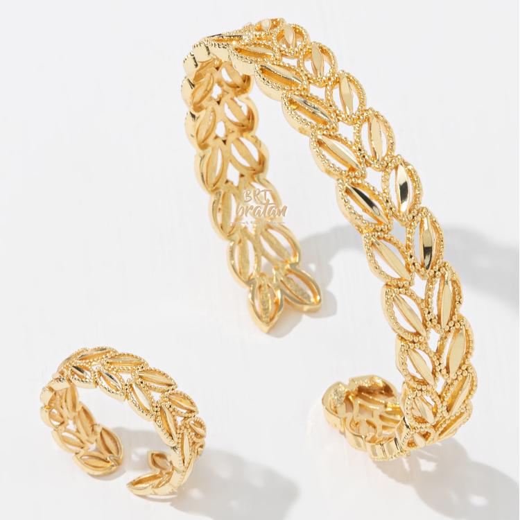 

Полое сусальное золото в течение длительного времени не выцветает. Комплект ювелирных украшений Shakin Dubai имеет свой собственный Ближний Восток.