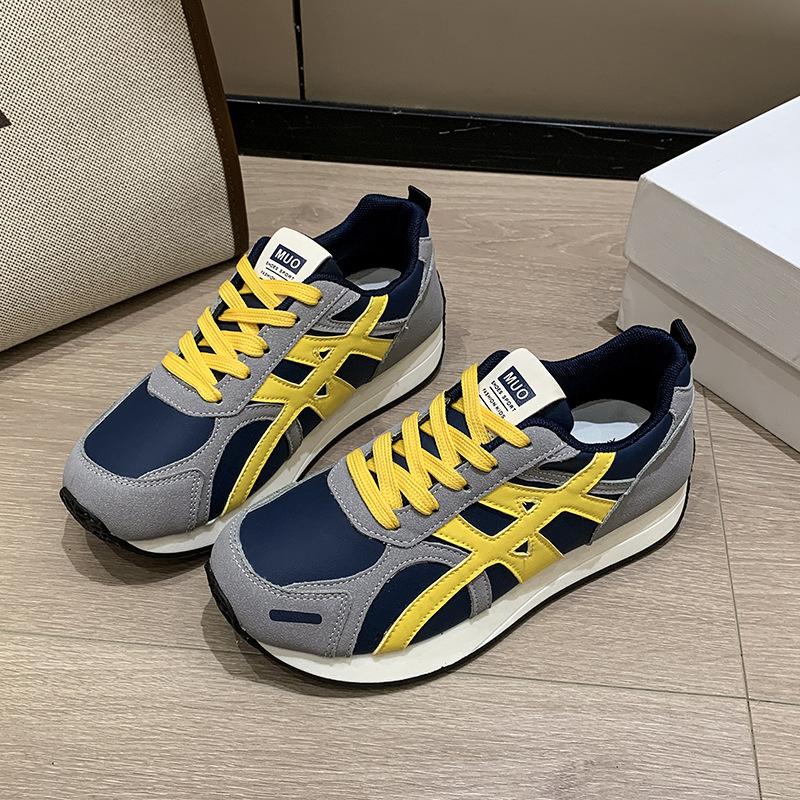 

Популярная универсальная нишевая обувь на доске женская осенняя с круглым носком маленькие белые туфли 2025 супер огонь новая легкая плоская повседневная спортивная обувь 40 синий