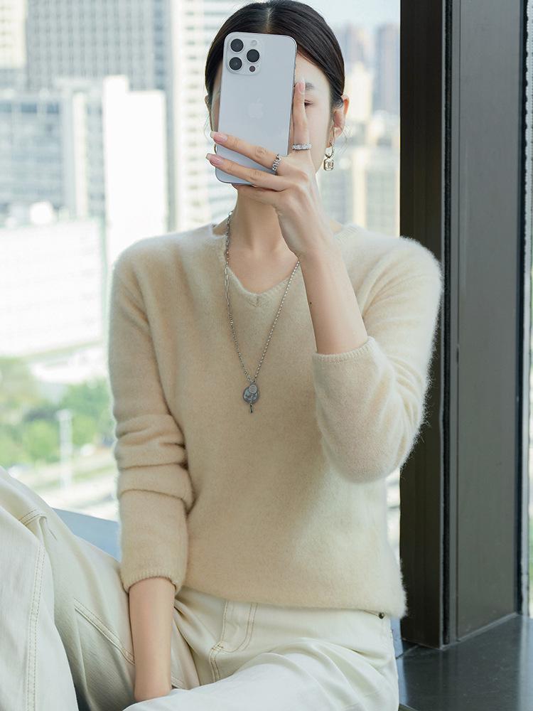 Women's Cashmere V-Neck Long Sleeve Loose Fit Pullover Sweater