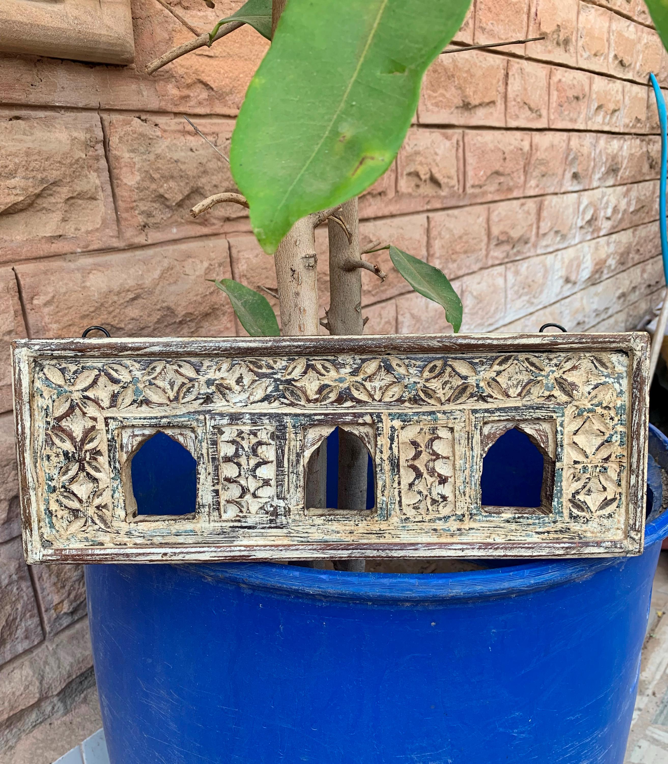 Резная деревянная рама джарокха: Индийский настенный декор в деревенском стиле 24” X 12” X 30” (l x w x h)