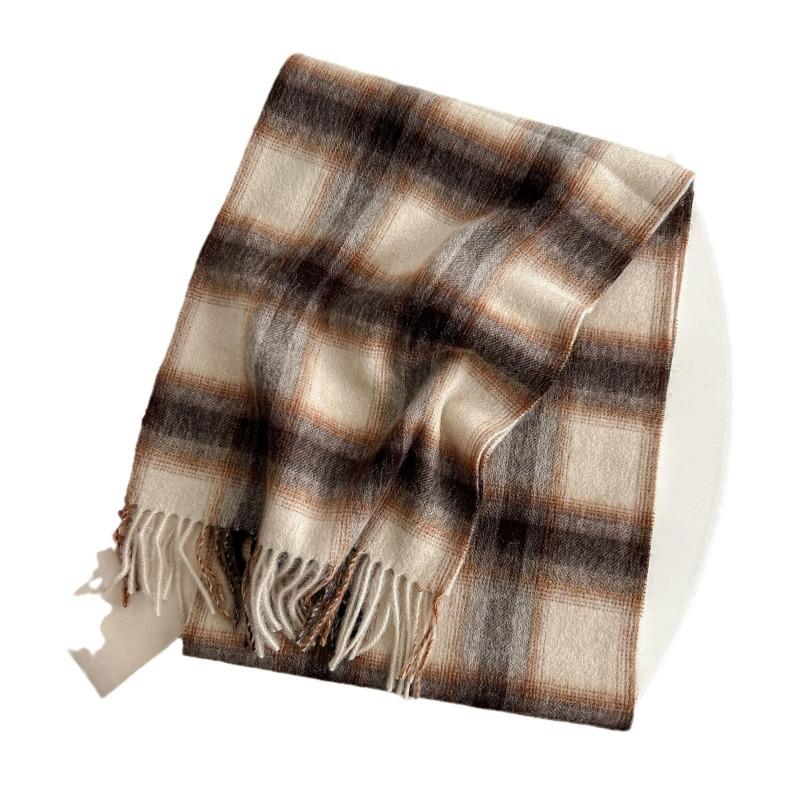 Selected 100 Small Wool Scarves Autumn and Winter Classic Plaid Scarves Unisex Warm Scarves