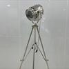 Stojací lampa Searchlight s povrchovou úpravou v chromu s ocelí, bodové světlo, nastavitelné bytové dekorace, stojací rohová světla