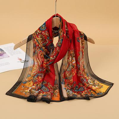 Accessori – Sciarpe e foulard