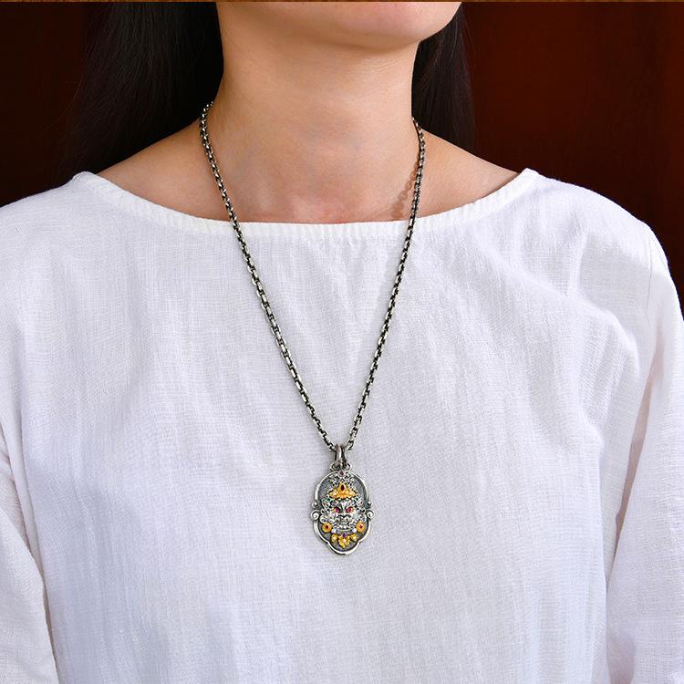 Love and Fashion2025New Yellow Wealth God Pendant Necklace for Men and Women, Fortune-Attracting and Wealth-Protecting Pendant, Fashionable and
