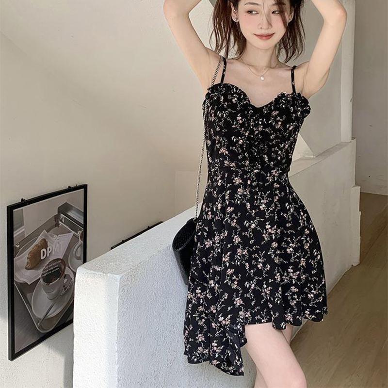 

Платье-бретелька Pure Desire с французским цветочным принтом, летний женский темперамент, милая талия, тонкая короткая юбка-трапеция, универсальность S чёрный