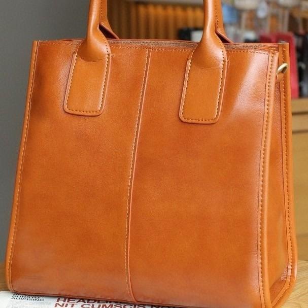 Сумка через плечо из коровьей кожи