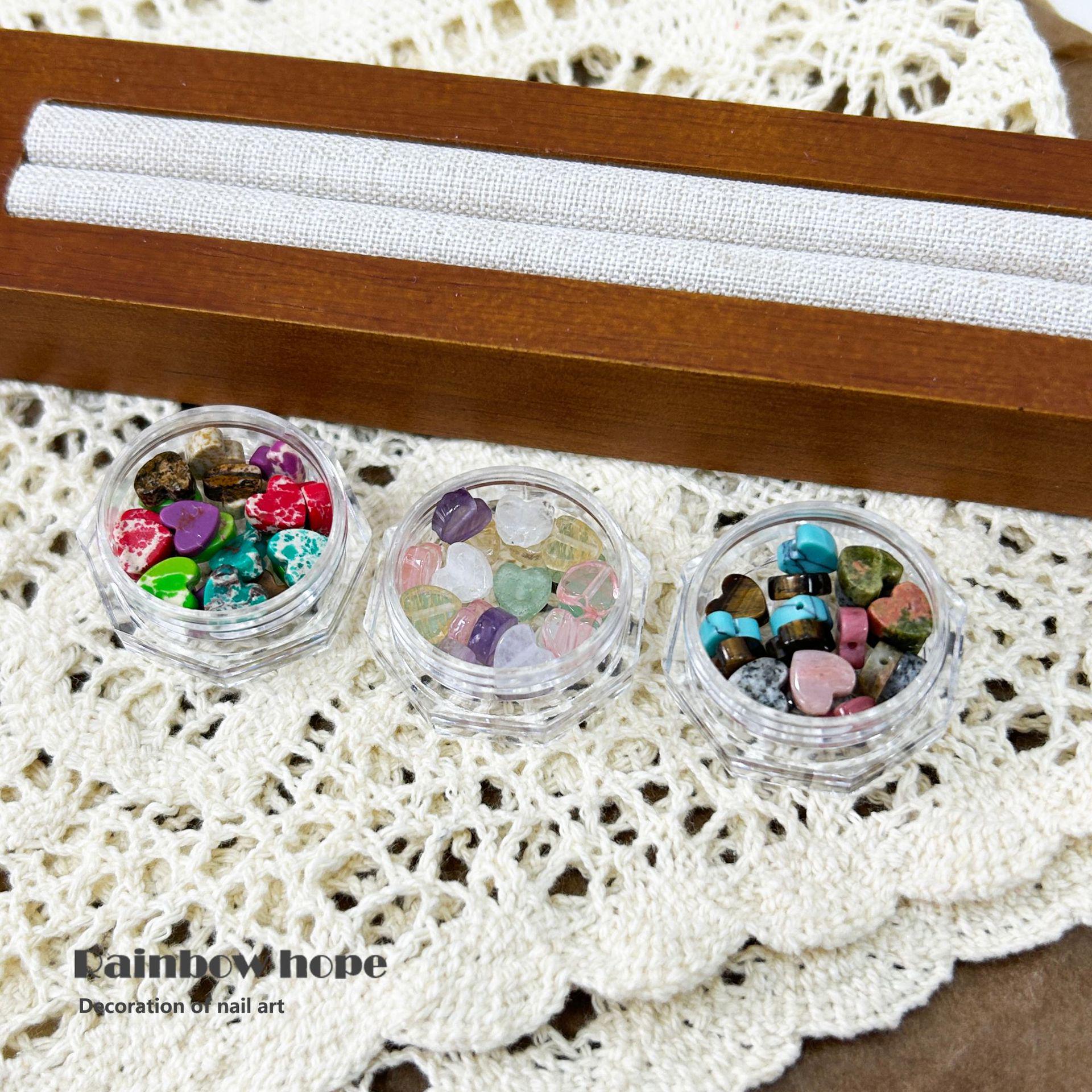 

Ancient Style 3D Heart Stone Nail Art DIY Pack
