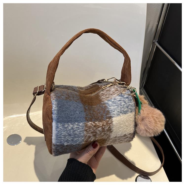 Winter Plaid, Winter Fashion 2025 New Woolen Plaid Single Shoulder Crossbody Pillow Handbag