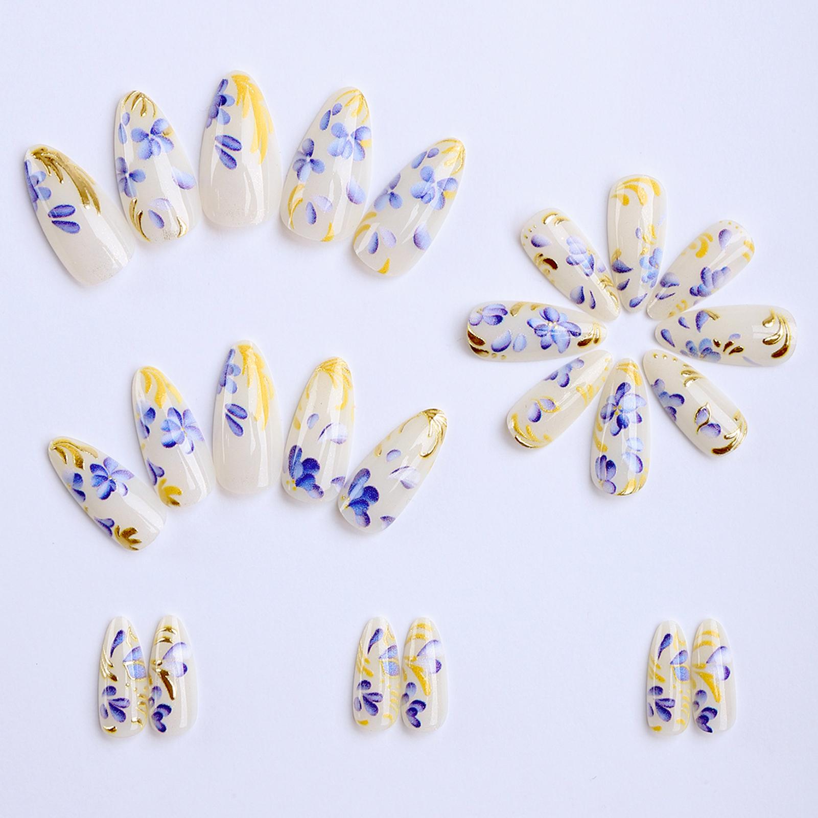 Almond-Shaped Press-On Nails with Gilded Blue Floral Design 24 Pieces Set for DIY Manicure Floral чёрный/красный