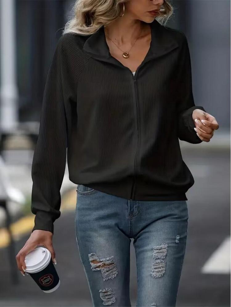 Women's Loose Fit Knitted Jacket Long Sleeve Solid Color Casual Autumn Winter Zipper Design Versatile