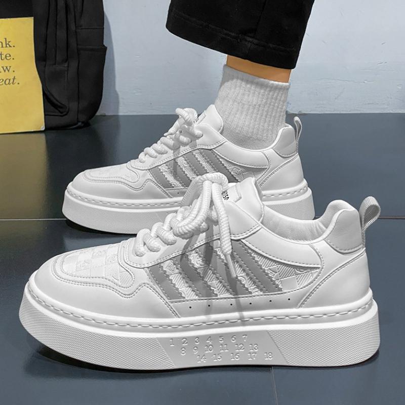 

Men Spring Autumn Casual Sneakers White Suitable for Daily Wear and Various Occasions High Quality Material for Durability 39