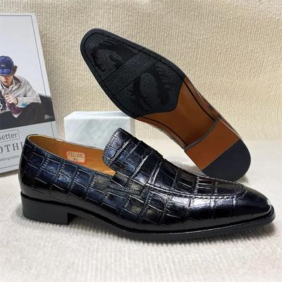 Modische Italienische Atmungsaktive Herren Slipper mit Spitze zum Hineinschlüpfen Lässige Schuhe für Hochzeit, Geschäft, Büro, Abschlussball, formelle Kleidung