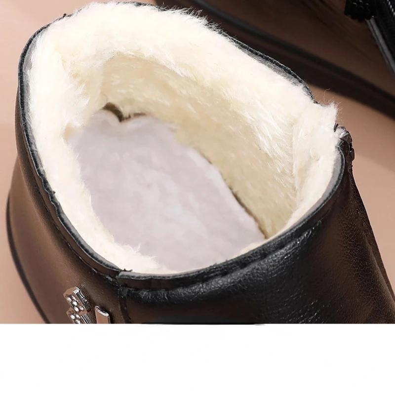 Fashion Leather Boots Trend Winter Middle-aged Flat Bottom Shoes for Woman's Warm Cotton Shoes Soft Bottom No Slip Wool Women Boots