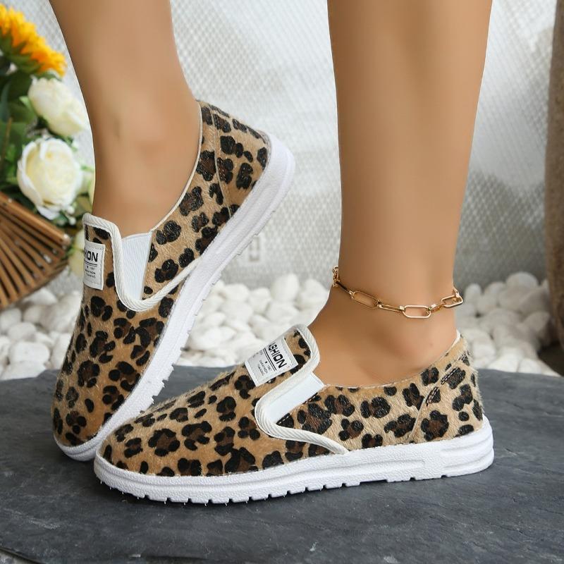 2024 m. pavasario ir rudens mada moteriški batai spalvų blokavimo plokščiapadžiai apvalianosiai zomšiniai leopardo rašto užslidinami moteriški vulkanizuoti batai