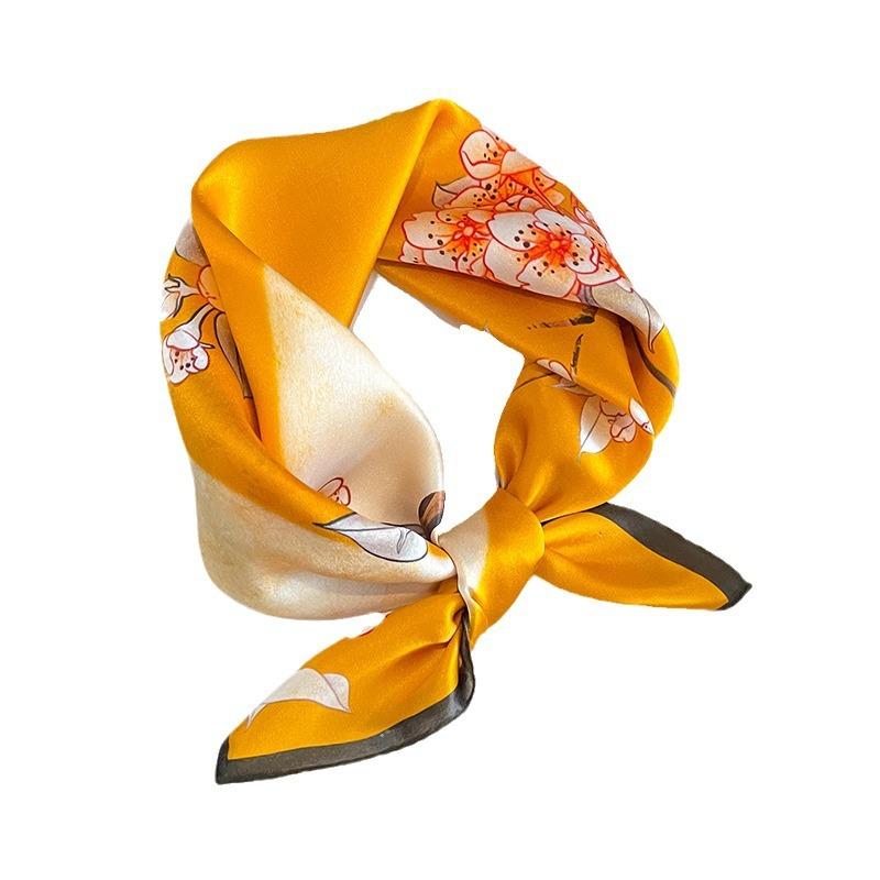 Korean version of spring and autumn new printed silk square scarf women's 11 mulberry silk decorative scarf fashion foreign silk scarf gift