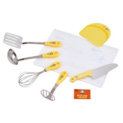 Kai Marke KAI Messer Mittlere gezackte Klinge Schneidebrett Schöpfkelle Pfannenwender Schneebesen Stampfer Schaber Kochutensilien 7-teiliges Set Spülmaschinenfest Klein
