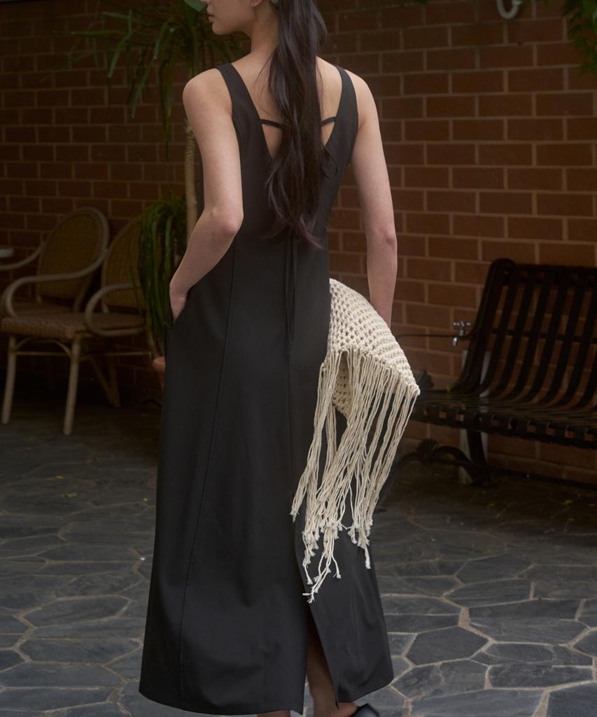 SIGREAT U-Neck Flare Long Dress_Black