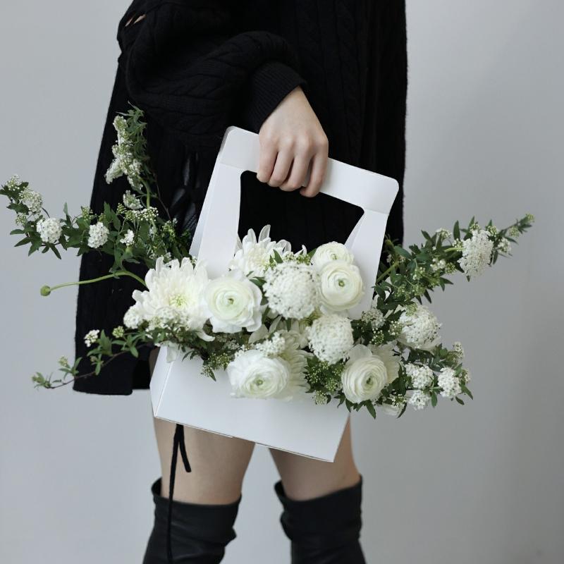 New Folding Flower Box Water Proof Portable Flower Basket Bouquet Handle Carton Creative Bouquet Wedding Party Gift Wrapping Box