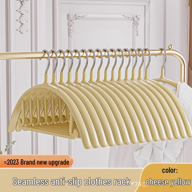 Seamless Non-Slip Sweater Hanger: Anti-Shoulder Corner Support