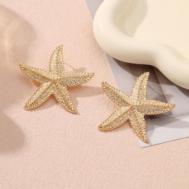 Exaggerated personality double-layer five-petaled flower earrings, simple retro striped leaf fringed earrings