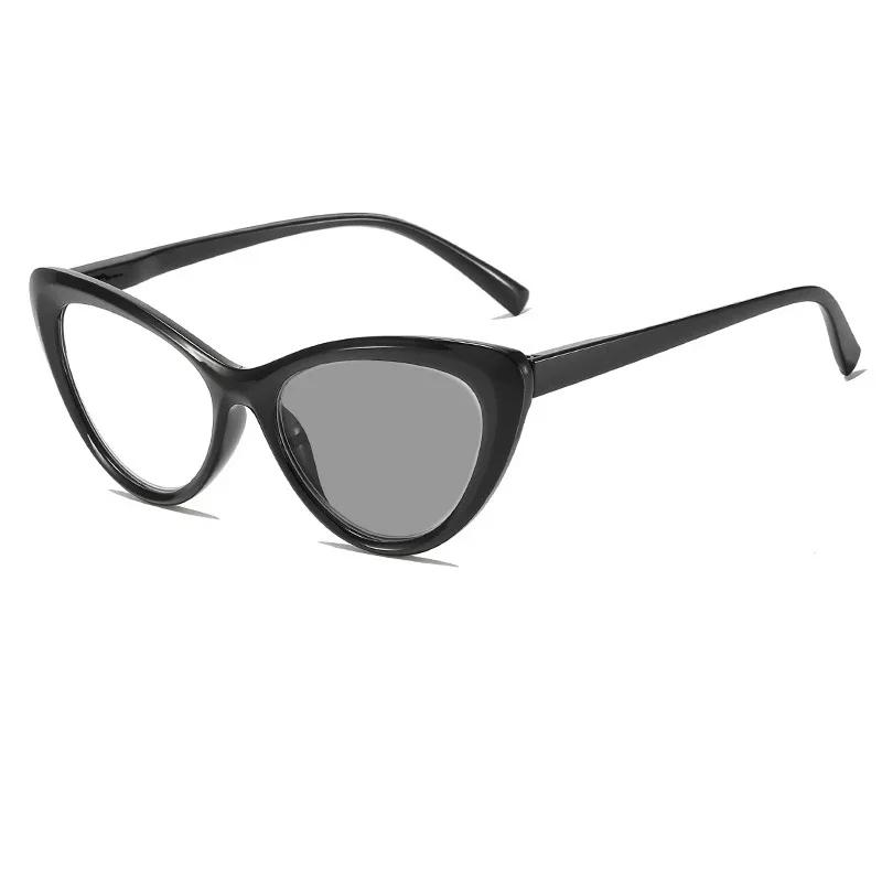 Women's Ultralight Pochromic Glasses Fashion Discoloration Cat Eye Reading Glasses Men Trendy Retro Far Sight Eyeglasses