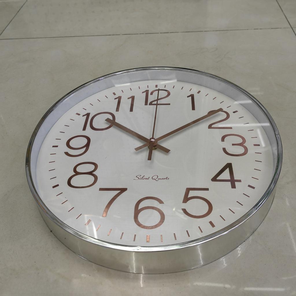 Watches, Living Room Mute Wall Clock, Simple and Fashionable Clock Wall, Household Three-dimensional Digital 12 Inches 30CM
