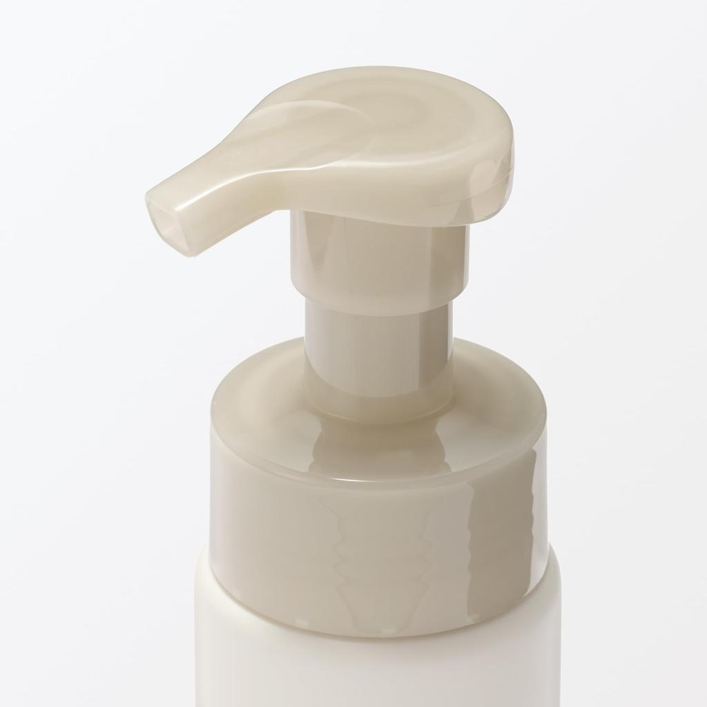 MUJI Medicated Foaming Facial Cleanser for Sensitive 84935947 Skin, 200mL,