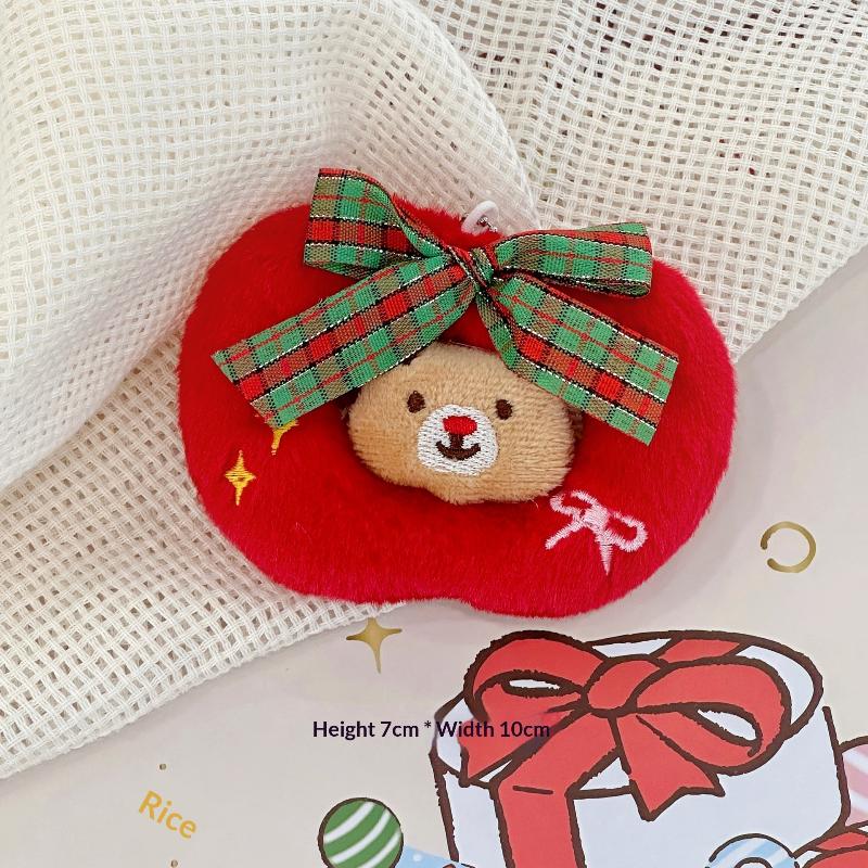 Christmas Mini Cartoon Keychain Soft Plush Santa Snowman Design Portable Bag Ornament Xmas Stocking Filler for Toddlers