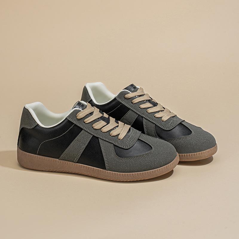 Dexun shoes women's spring and summer new breathable little white shoes women's Korean version versatile flat-bottomed sports and leisure board shoes