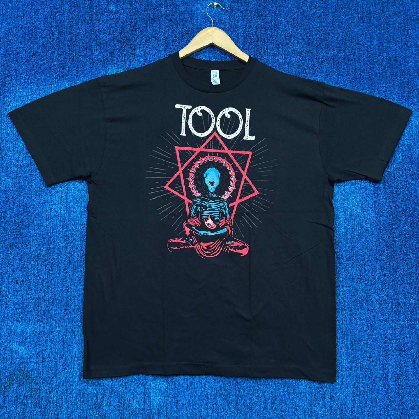Tool Lateralus Album Zen Tour Poster Nu Metal Band Tee XL Unisex T-Shirt M