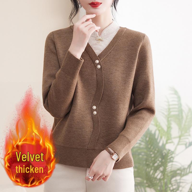 Mom's Winter Qipao-Style Two-in-One Velvet Sweater for Middle-Aged Women
