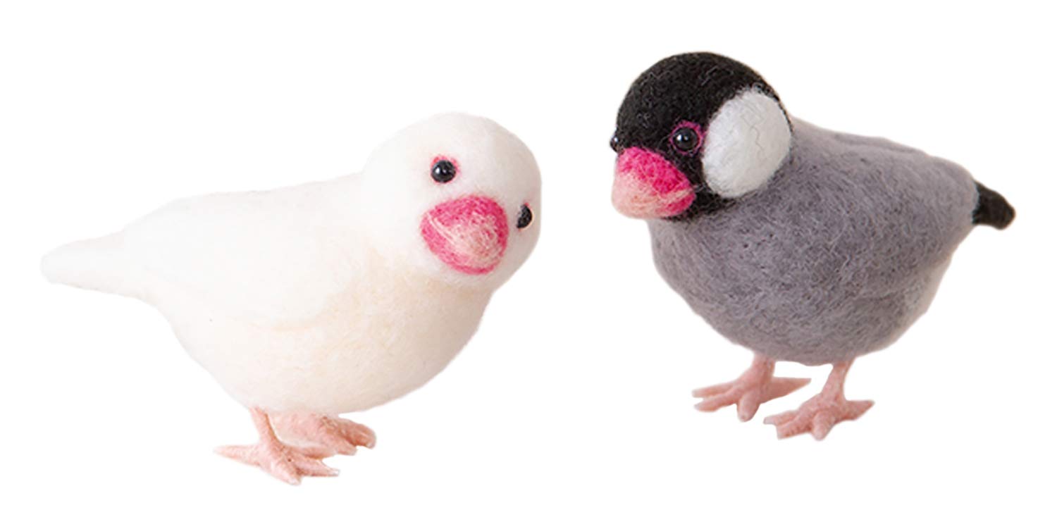 

Hamanaka Wool Felting Kit Cute Small Birds Made with Sakura Java Sparrow and White Java - Aclaine Sparrow, H441-526