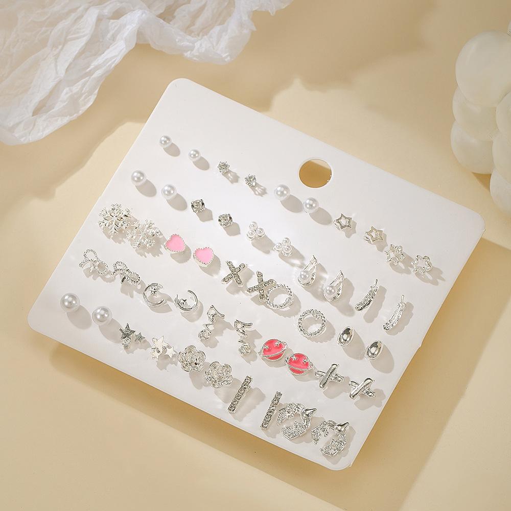 Korean Version of Student Versatile Earrings, Exquisite Trendy Stud Earrings, High-end Earrings, Imitation Pearl Earrings, Niche Design Jewelry