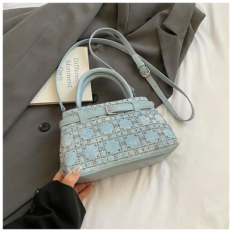 

Fashion bright diamond handheld small bag women s 2025 new popular bucket bag niche design shoulder messenger bag