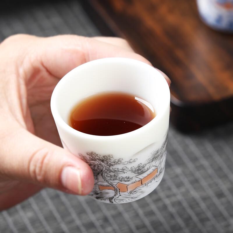 MULTIPOTENT Suet Jade White Ceramic Master Teacups Gift Set