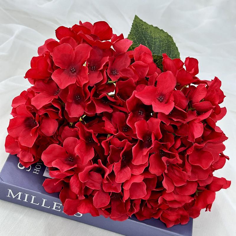 Elegantes künstliches Hortensienkugel-Ornament mit Frühlingsfarben für Heimdekoration und Hochzeitsgestecke