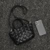 Uniquely Designed Woven Tote Bag, Women's Fashionable Pleated Crossbody Bag, High-end Single Shoulder Handbag
