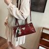 Bag Women's Messenger Bag 2025 New Autumn and Winter Large-capacity Retro High-end Women's Versatile Single Room Handbag