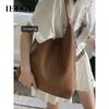 Ielgy Retro Large-Capacity Underarm Commuter Bag Women Simple Woven Pattern Fashion One-Shoulder Tote Bag